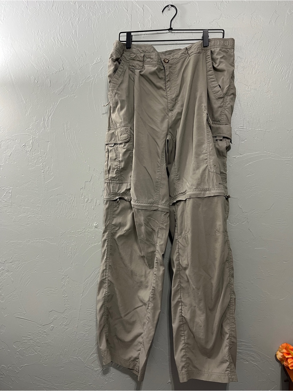Columbia Men's Convertible Cargo Pants size large hiking outdoors gorpcore